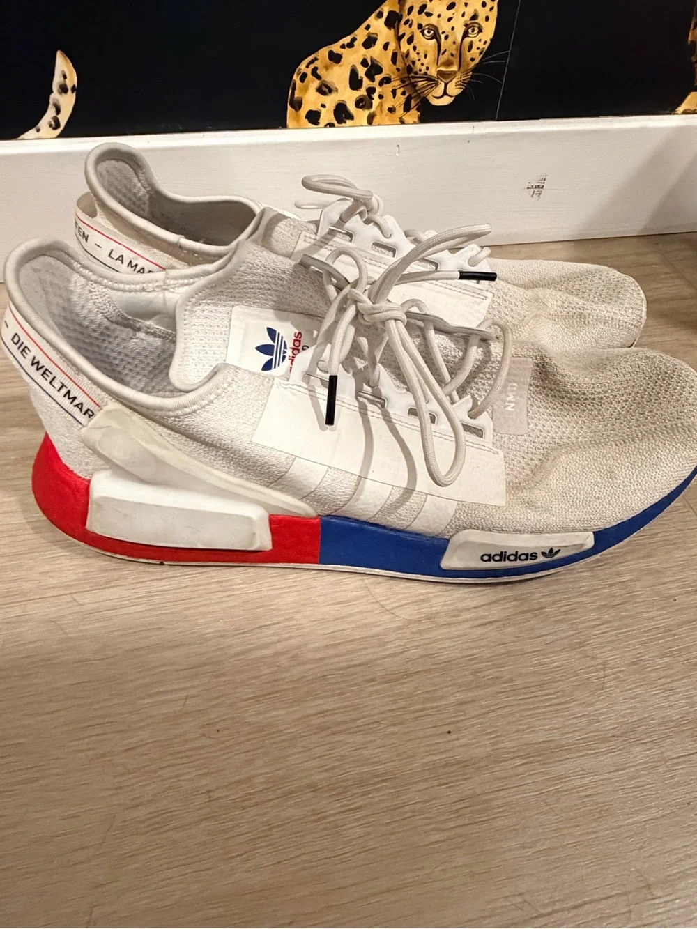 adidas NMD R1 V2 white lush White Low-Top Sneakers with Blue & Red Accents size - Picture 6 of 13